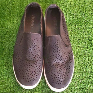 Vionic Splendid Midi Perf 356 Slip On Sneaker Black Suede Perforated